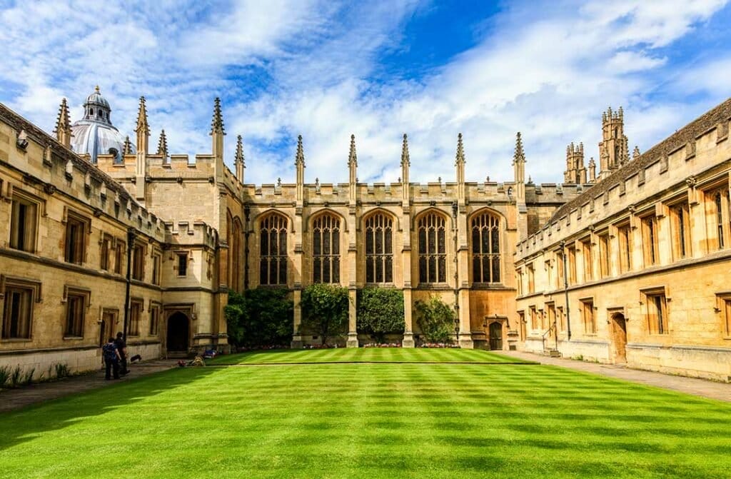 Best Things to Do in Oxford - Oxford University Tour