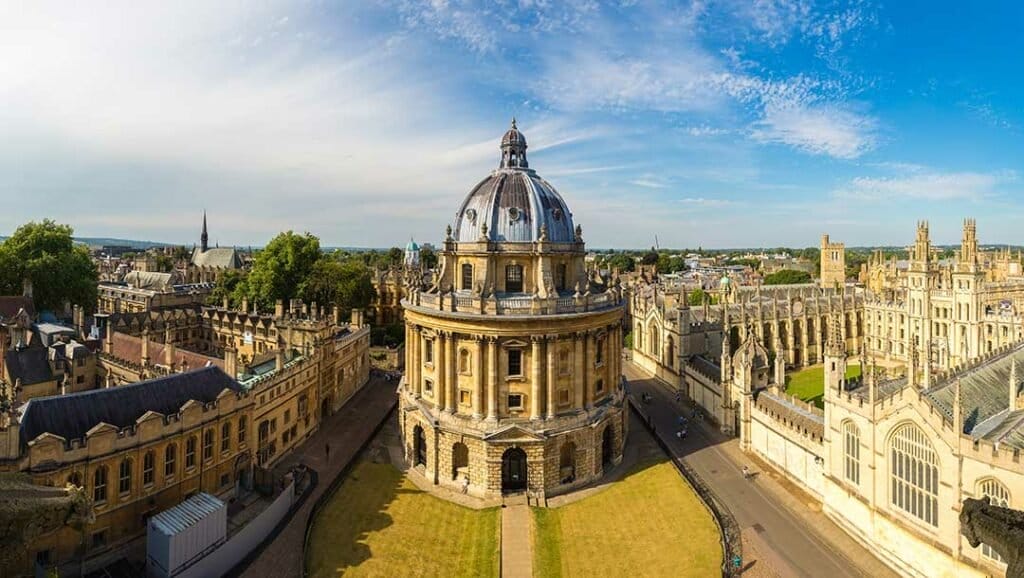 Bodleian Library - Best Things to do in Oxford